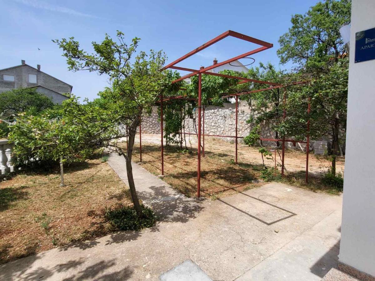 נובי ווינודולסקי Apartments Manda מראה חיצוני תמונה
