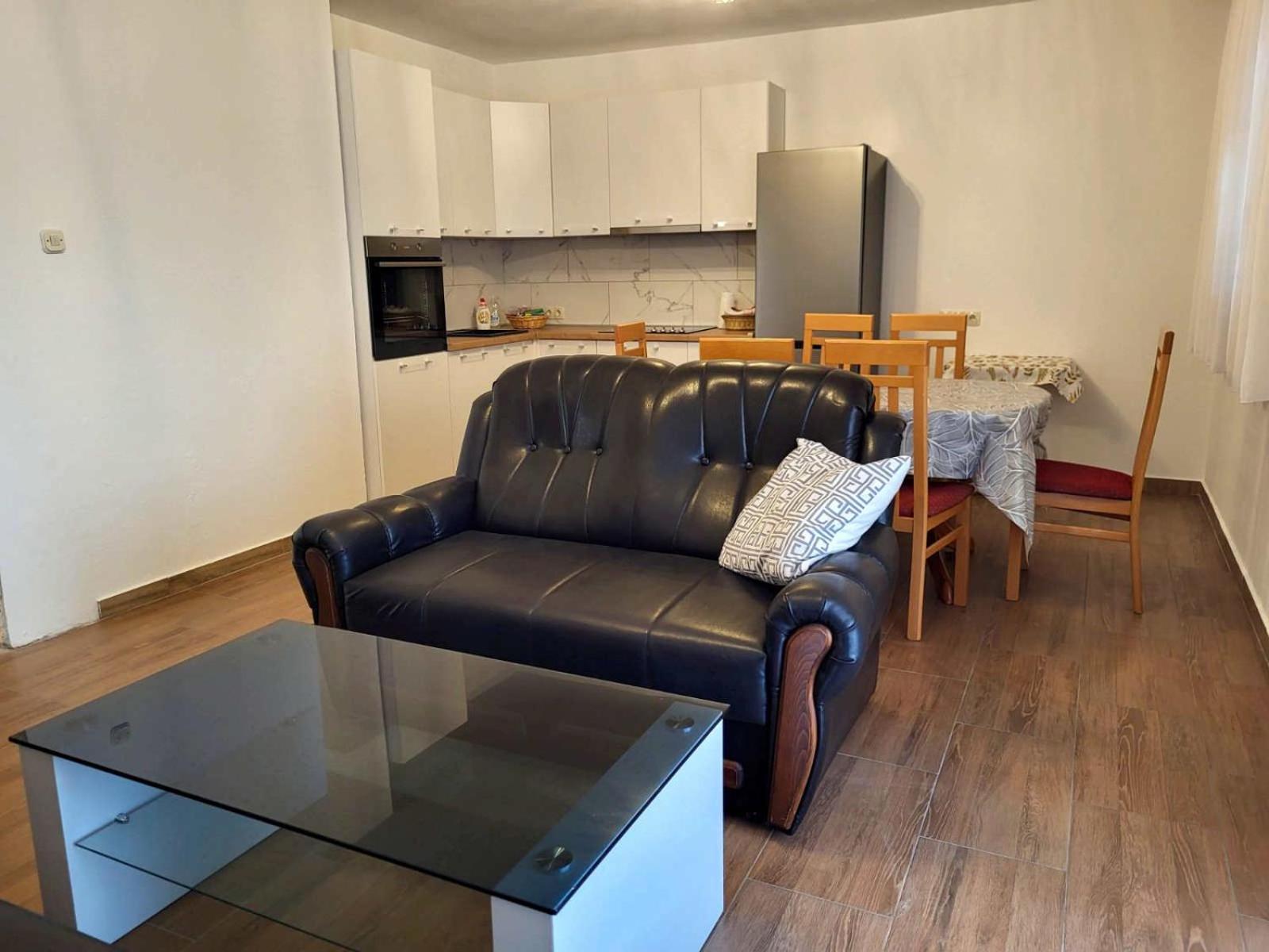 נובי ווינודולסקי Apartments Manda מראה חיצוני תמונה